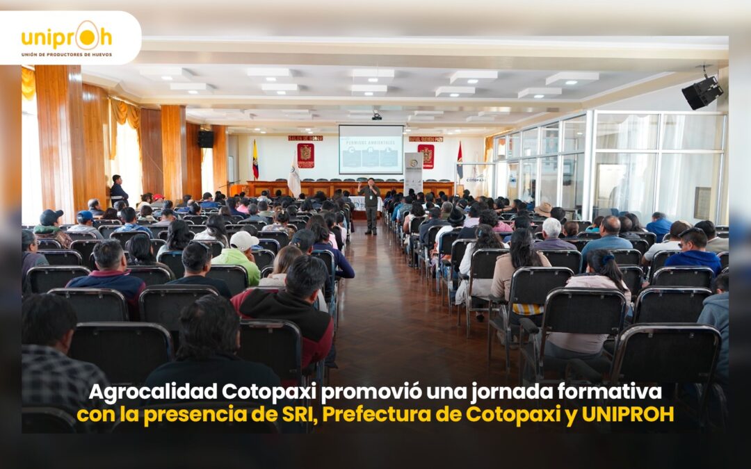 Agrocalidad Cotopaxi promovió una jornada formativa para fortalecer al sector avícola